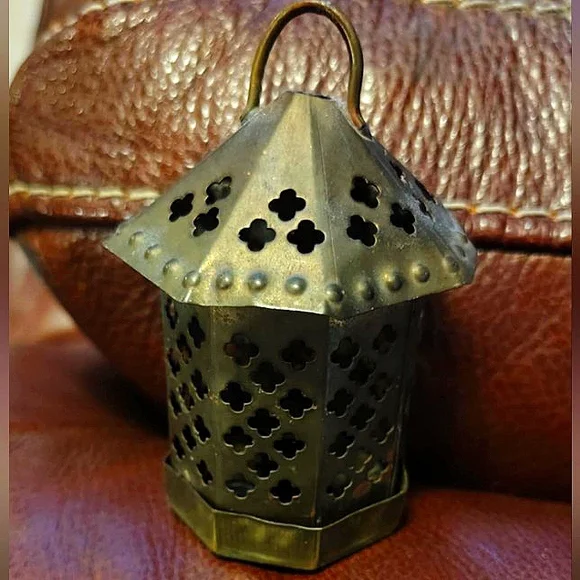 Antique/ Old Vintage Hammered Bronze Tealight Lantern Candle Holder - Picture 10 of 11